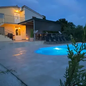  Ferienhaus Aleya Mit Pool