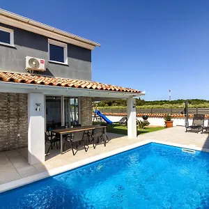  Ferienhaus Hana