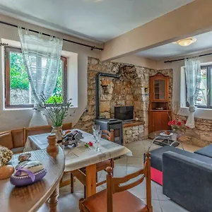  Ferienhaus Stone House Histria